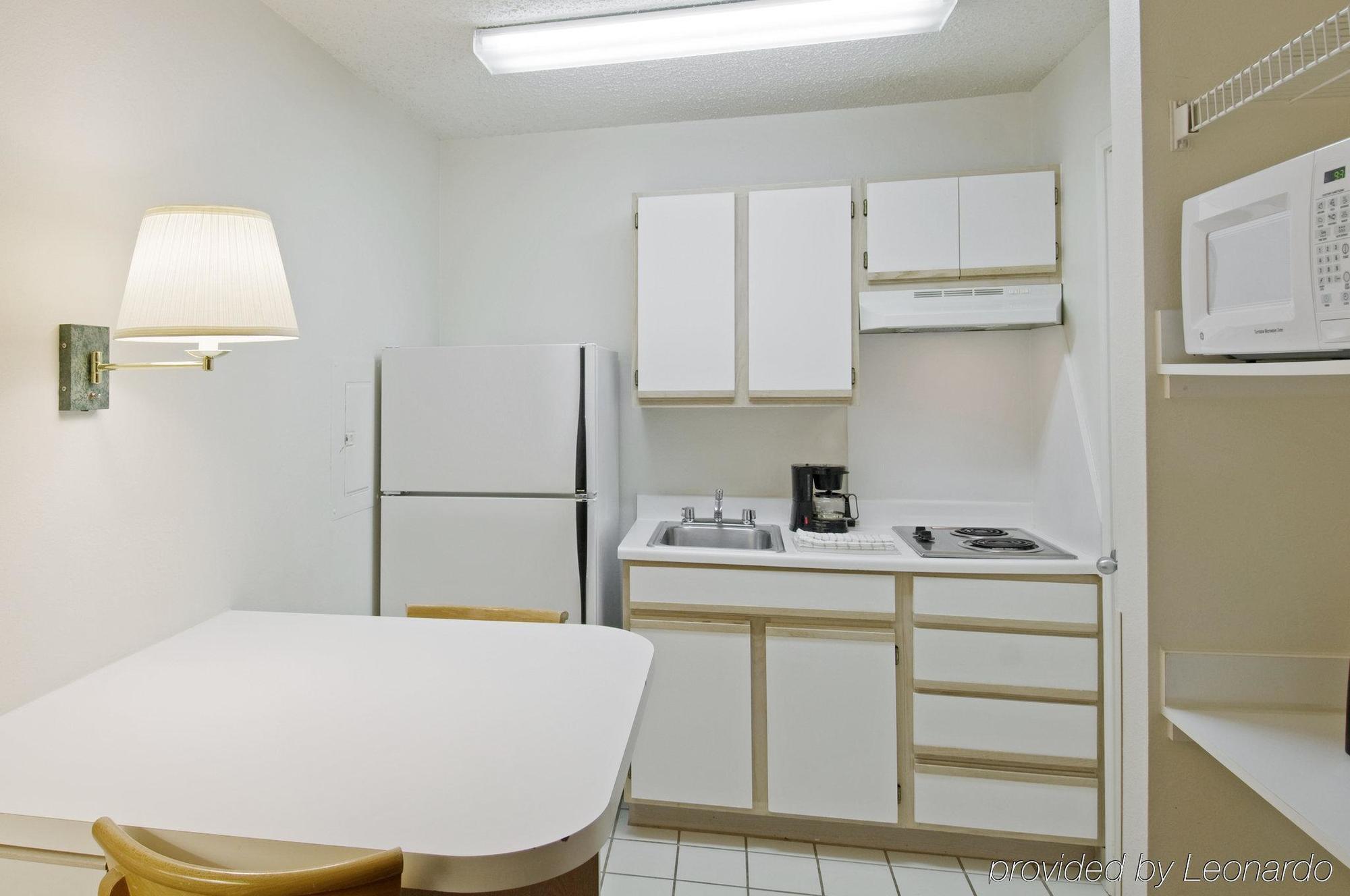 Extended Stay America Select Suites - Richmond - West End - I-64 Short Pump Ruang foto